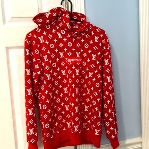 Louis Vuitton Supreme (knock off)